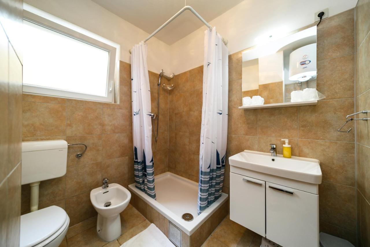 Apartment Zuza Krk Krk Town Bagian luar foto