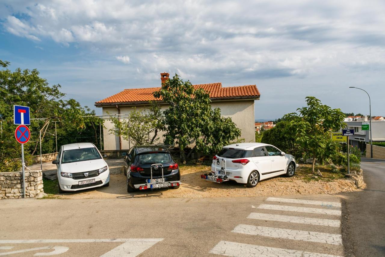 Apartment Zuza Krk Krk Town Bagian luar foto