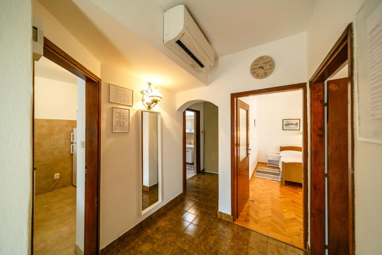 Apartment Zuza Krk Krk Town Bagian luar foto