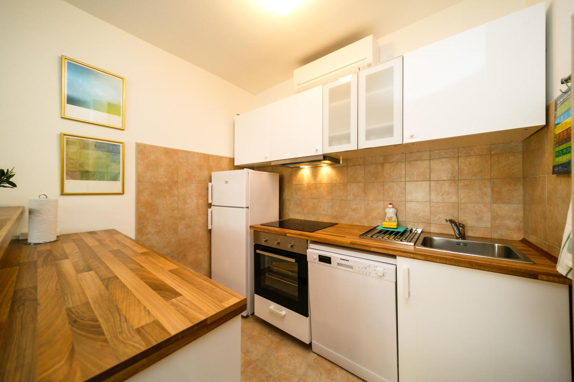 Apartment Zuza Krk Krk Town Bagian luar foto